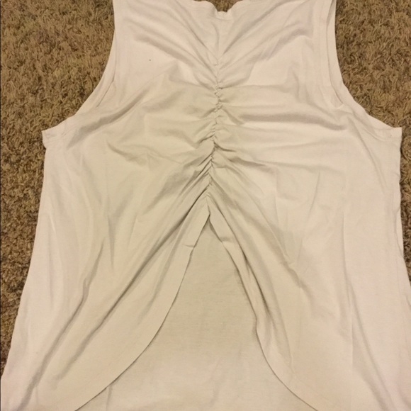 Fabletics tank - Picture 3 of 3